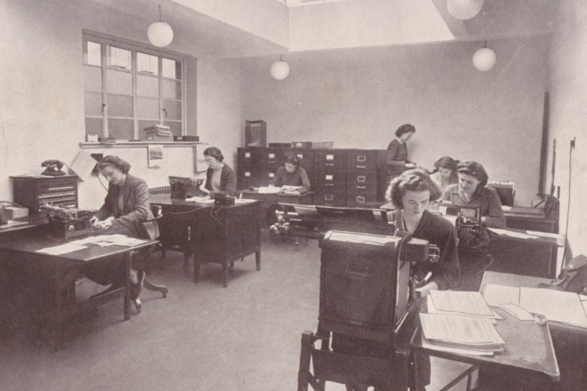 One of our ‘Machine Rooms’ in Carlisle in 1939, is shown full with a team of working women. At a time when war was just beginning, the society was faced with depleted staff, meaning female clerks had to take the reins!